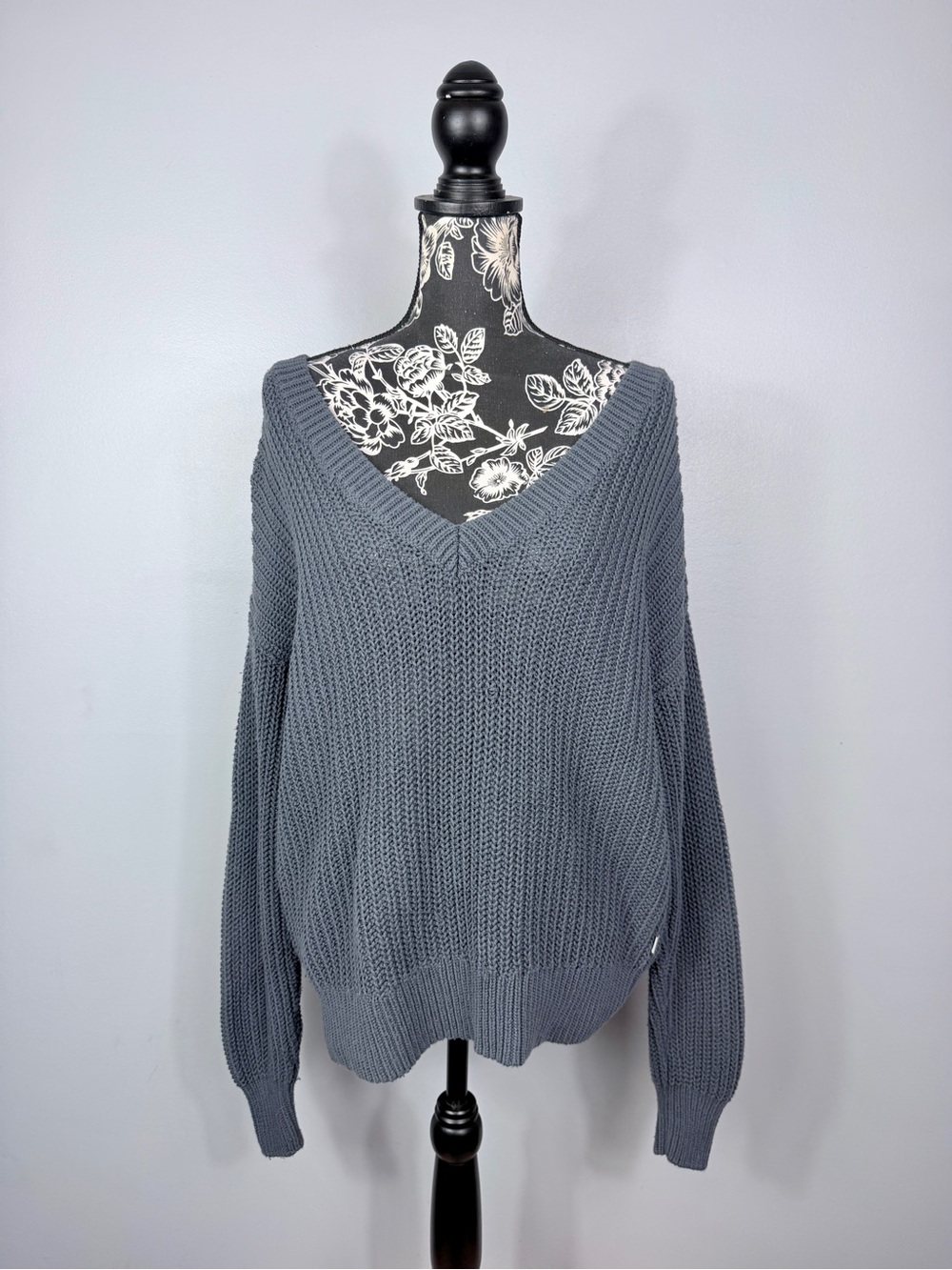 VS Pink grey slouchy knit off shoulder oversize long sleeve sweater size small